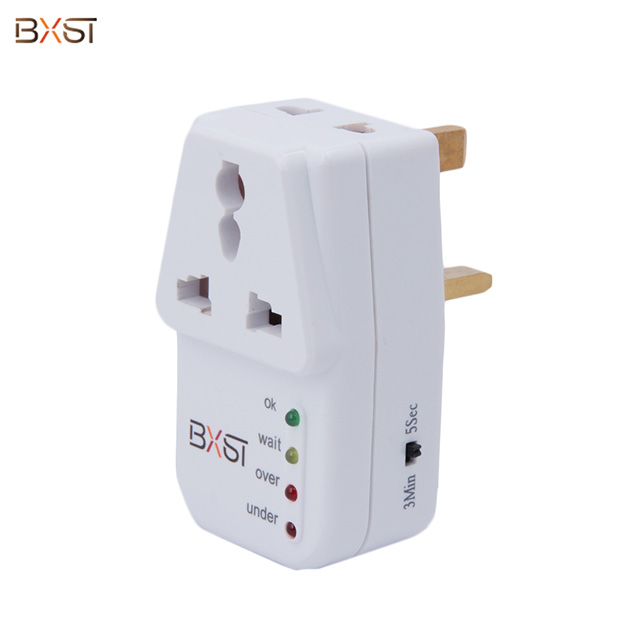 حامي الجهد BXST مع Universal Socket V003-UK