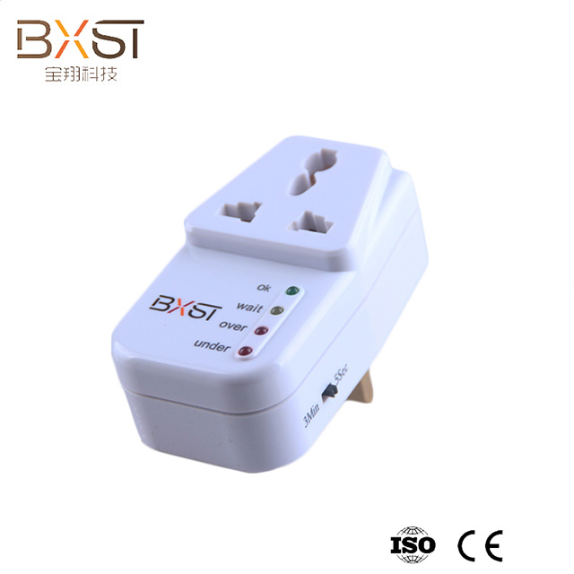 حامي الجهد BXST مع Universal Socket V003-UK